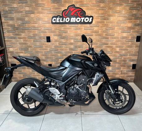 YAMAHA MT-03 ABS YAMAHA MT-03 ABS